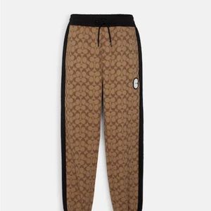 Coach Signature Jogger. Khaki. 2XL. NWOT